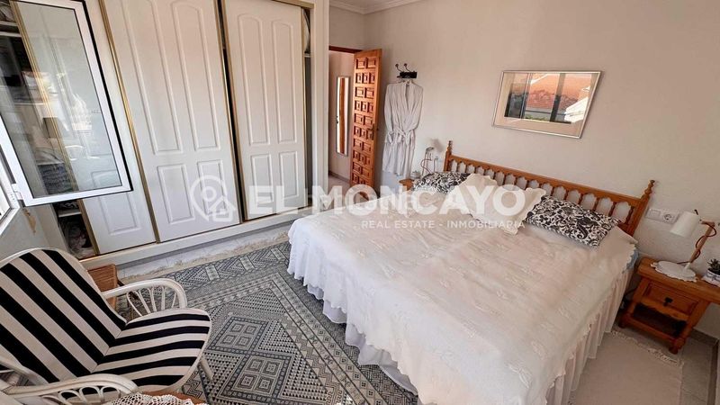 Foto abdd68f3-42eb-48de-8802-77b581a3fea9. Xalet amb calefacció aparcament piscina a Centro de la Ciudad Quesada Rojales