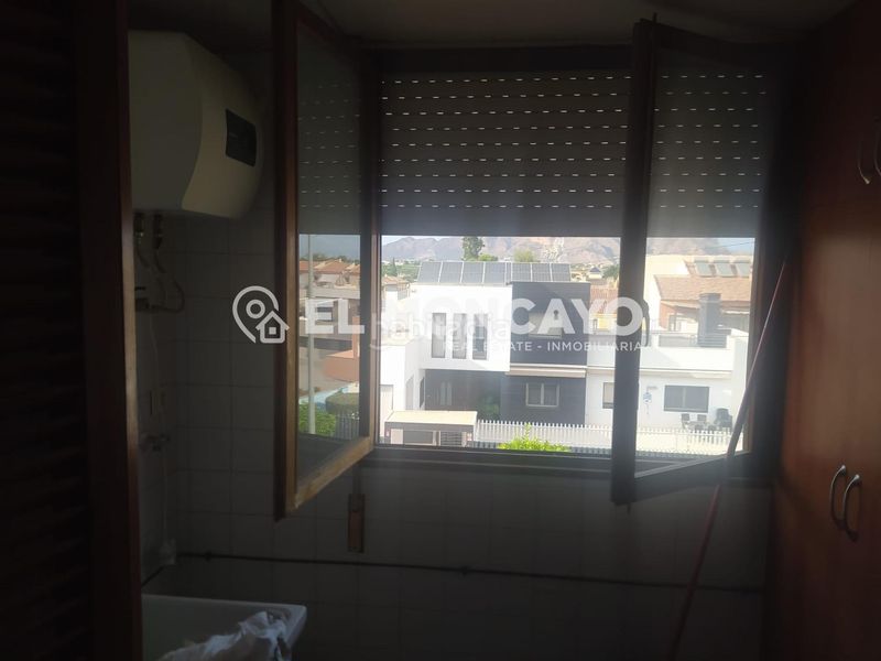 Foto 293140c6-72aa-4ff0-a698-2047749ed7df. Casa amb aparcament a Bigastro