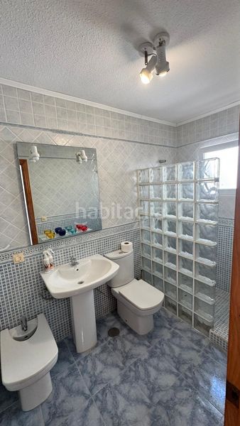 Foto 71b2f149-a32a-4f53-8e77-36162a85b616. Casa adossada amb aparcament a Playa Flamenca Orihuela