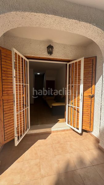Foto c6e98de9-ce62-4784-a2a5-6d6dc865327e. Casa adossada amb aparcament a Playa Flamenca Orihuela