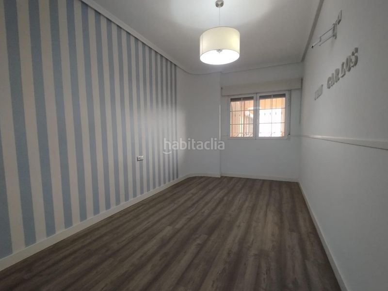 Foto c940c8e0-8335-445d-b4de-ce2ab493b2e2. Casa amb aparcament a Dolores