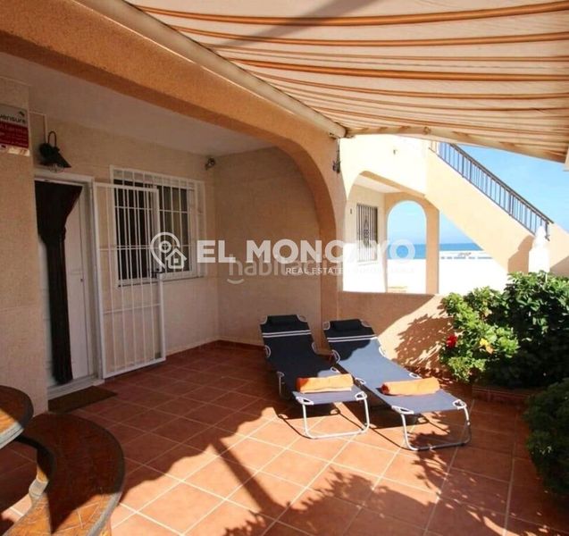 Foto a11535e8-cc90-4178-82cf-5d693c60ec28. Casa a Los Europeos Torrevieja