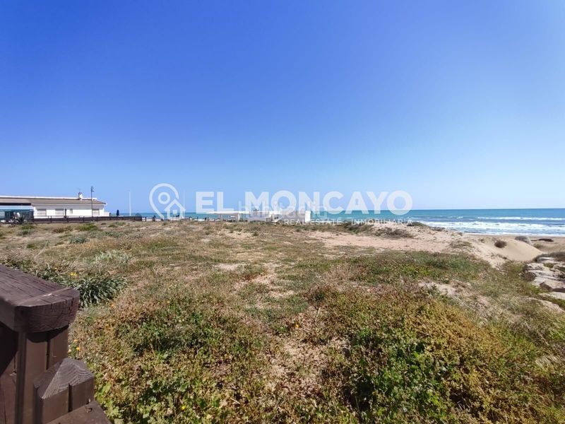 Foto de5b7a2c-776c-4695-84bc-1dbfde25abde. Casa a Los Europeos Torrevieja