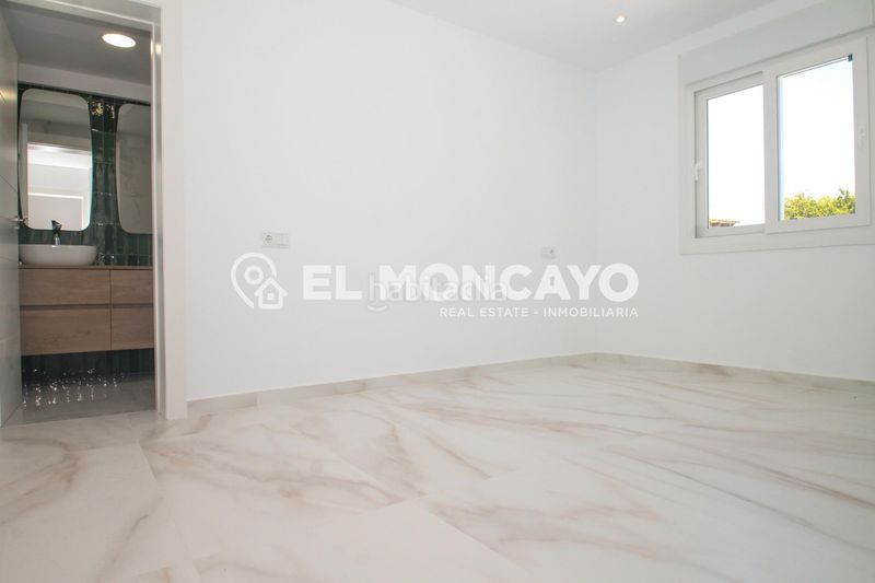 Foto c446235c-dd25-472b-8d5b-4dd5209ae291. Xalet amb calefacció aparcament piscina a Los Balcones-Los Altos Torrevieja