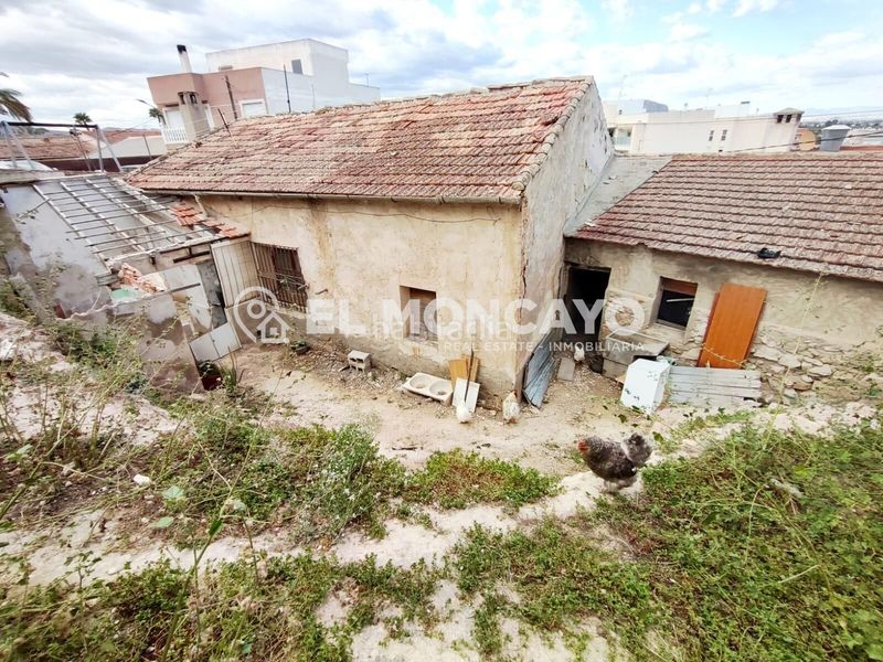 Foto 4e5089a7-b033-472f-9194-cc58b0181ad0. Casa amb aparcament a Bigastro