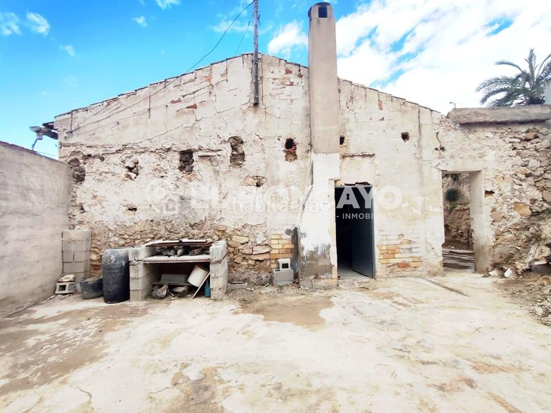Foto af9746f3-af26-4140-8b5b-20b75c517bf1. Casa amb aparcament a Bigastro