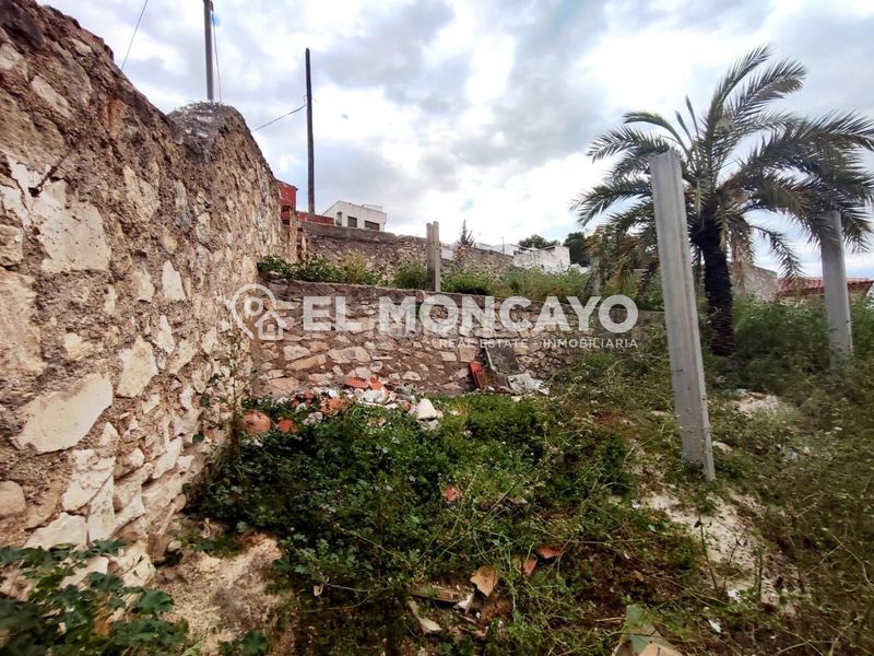 Foto cfdc398b-002b-4c33-8200-47b3be99d4c1. Casa amb aparcament a Bigastro