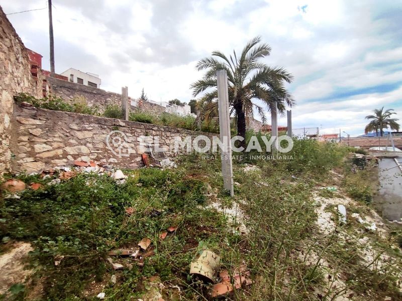 Foto ec02af4b-383c-4b33-a79c-af5cff82cf4e. Casa amb aparcament a Bigastro