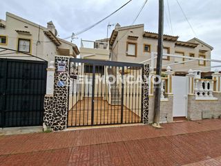 Casa adossada a Zeniamar - Horizonte - La Campana. Fantástica vivienda semiadosada con terraza cerca de las playas