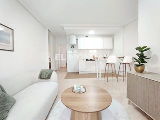 Piccolo appartamento in Avenida Habaneras - Curva de Palangre. Fantástico apartamento reciéntemente reformado a 400m de las pla