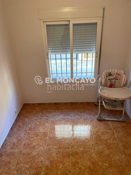 Foto 1216b319-bd4b-4e3a-a36b-055815ff4d72. Casa amb calefacció a Albatera