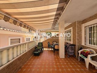 Reihenhaus in El Moncayo - El Pòrtic. Fantástico adosado con amplia terraza cerca de las playas de gua