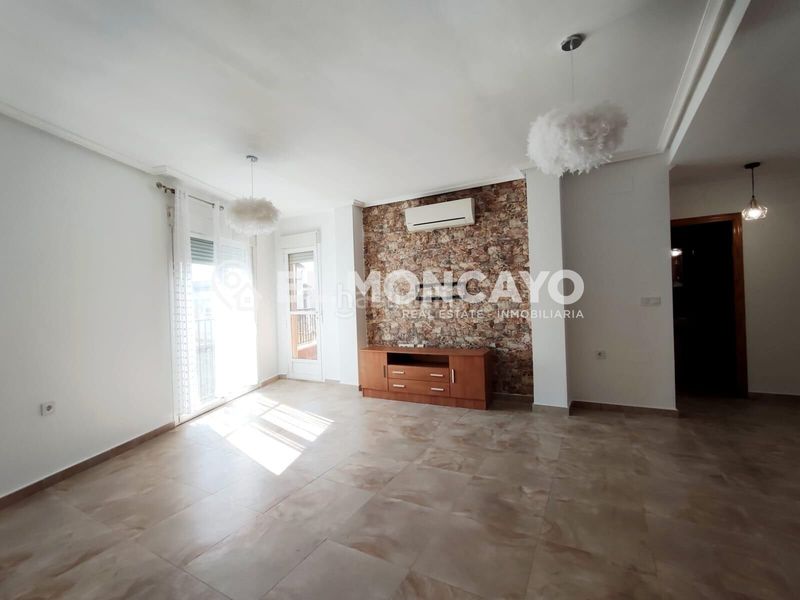 Foto f243aadb-5f0d-4020-b40b-cfa272ee2a77. Apartament amb calefacció a Jacarilla