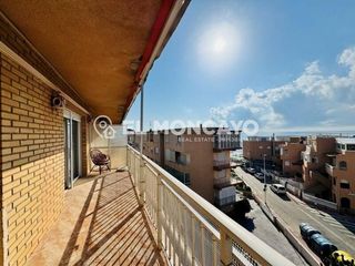 Piccolo appartamento in Gaspar Perelló. Fantástico apartamento con vistas al mar a tan solo 100m de las