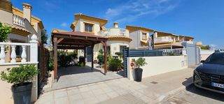 Chalet in El Raso. Chalet independiente con jacuzzi en el raso, guardamar del segur