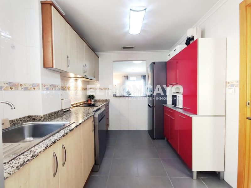 Foto f83da48d-8e59-495f-a1be-883ac98f7a32. Apartament amb calefacció a Almoradí