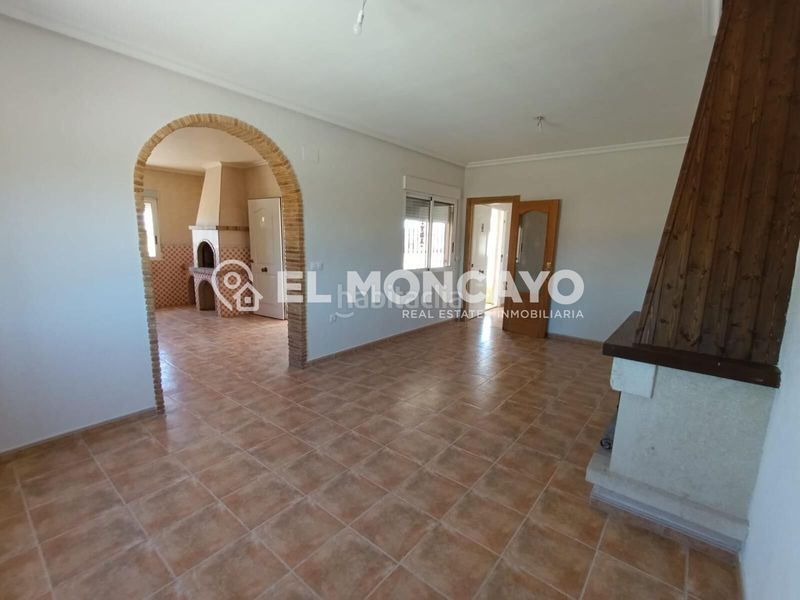 Foto 8091e494-9490-43d1-b481-8e59edb71a98. Xalet amb aparcament piscina a Catral