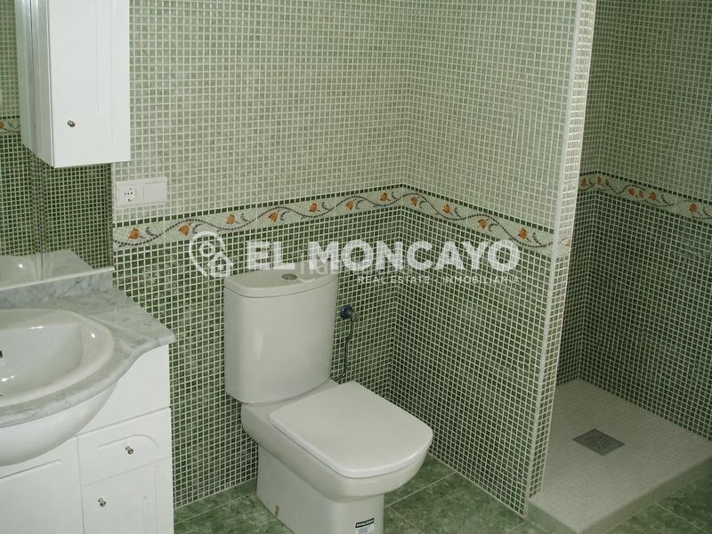 Foto d6d87747-dfb4-4676-923c-c2eecb7f5cc5. Xalet amb aparcament piscina a Catral