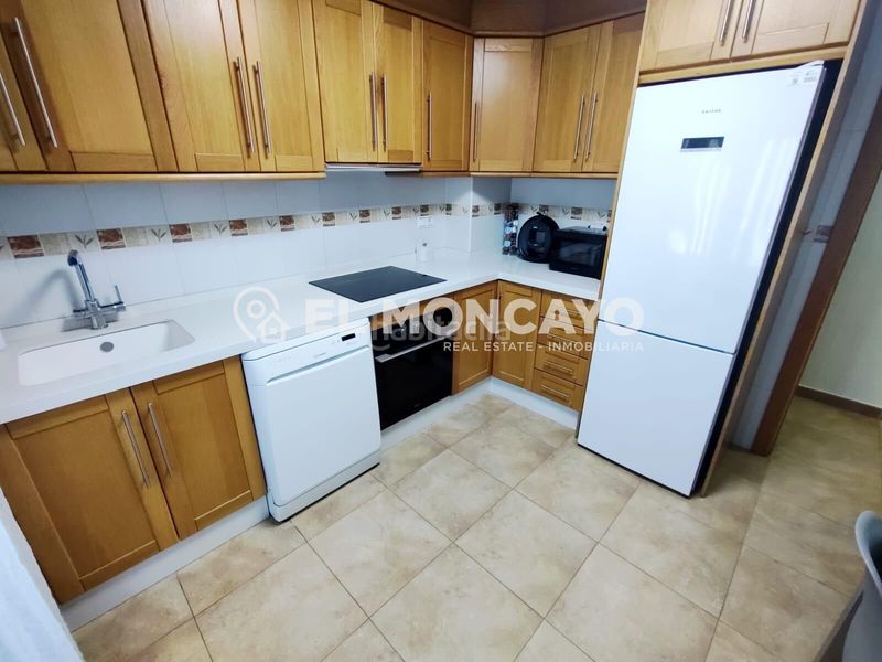 Foto 8b2f0950-a62a-4de2-8b42-3b59fe0a3080. Apartament amb calefacció a Almoradí