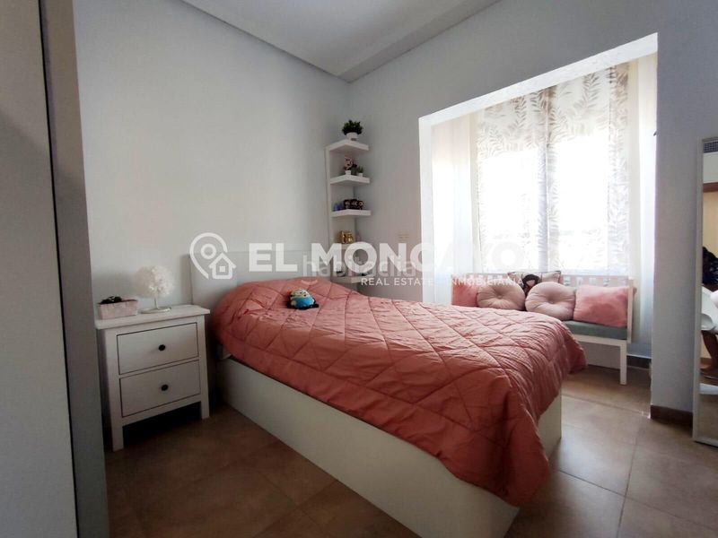 Foto 9b2e0270-7dd5-4ad7-9fad-8166f6904a3c. Apartament amb calefacció a Almoradí