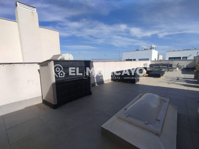 Foto 0bd1427b-b769-47a0-b712-e21344b84069. Alquiler casa adosada en calle alc joaquin alberca 7 fantastico chalet seminuevo , alicante, costa blanca en Daya Vieja