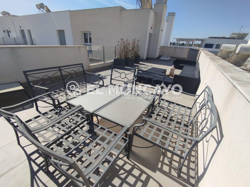 Foto 0de1b37e-81da-47e6-ab6f-18926b97d5ac. Alquiler casa adosada en calle alc joaquin alberca 7 fantastico chalet seminuevo , alicante, costa blanca en Daya Vieja
