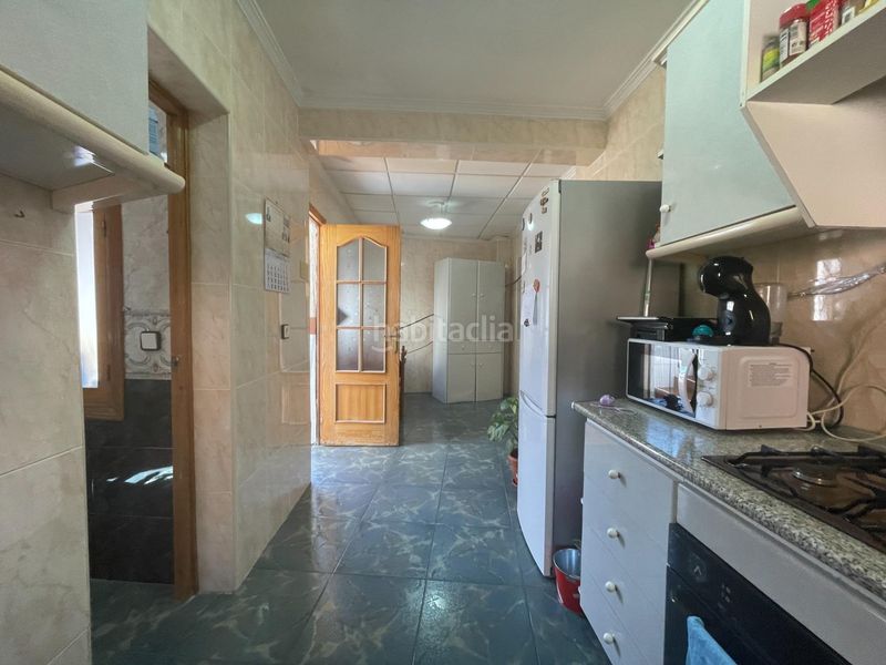 Foto 1157e065-8d8b-44d4-ba5b-b7f4a2f32957. Casa amb calefacció aparcament a Centro Rojales