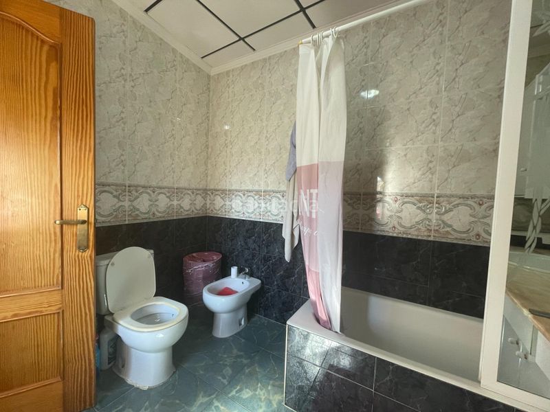 Foto af99d52e-b491-4371-9a05-f5f11944febd. Casa amb calefacció aparcament a Centro Rojales