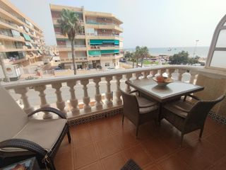 Apartament  Avenida libertad de la. Apartamento reformado en segunda linea de playa  con vistas al m