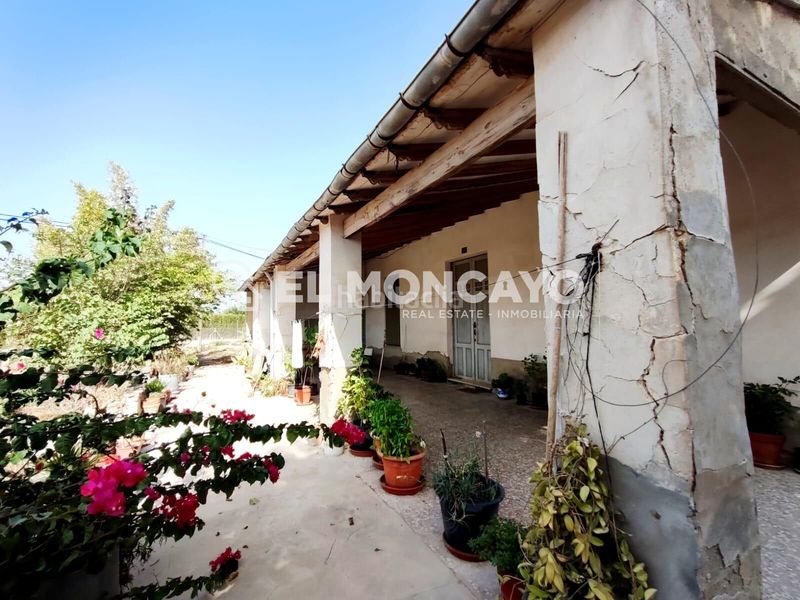 Foto 408c3edf-31b3-47b3-bbd7-0014ff2e7670. Casa amb aparcament a Algorós - El Derramador Elche / Elx