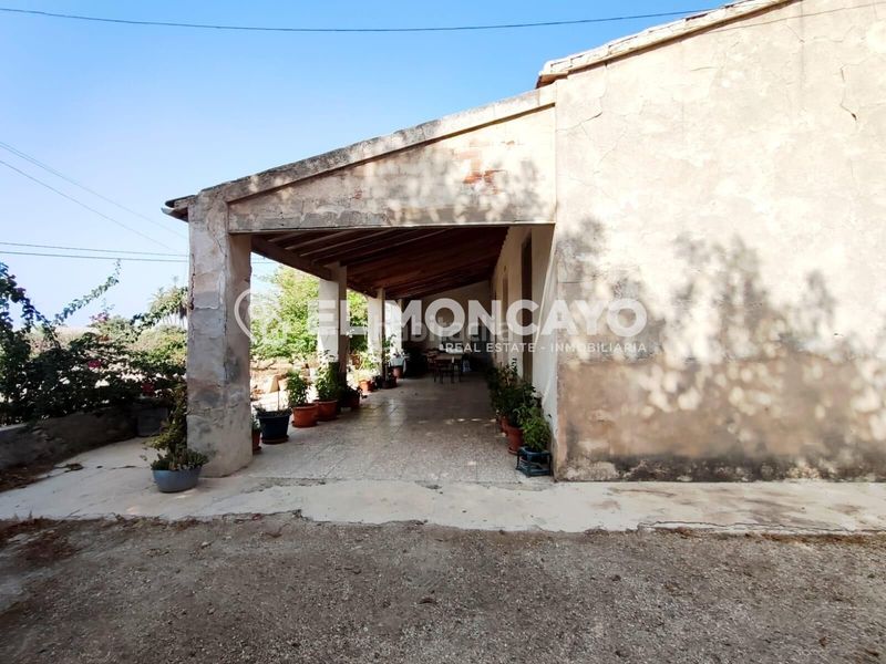 Foto eb5468ce-f675-4809-bddd-ac442e99190c. Casa amb aparcament a Algorós - El Derramador Elche / Elx