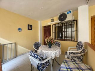 Apartament a Pueblo. Apartamento de 1 dormitorio con terraza interior y aire acondici