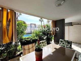 Planta baixa a Los Europeos. Fantástica planta baja recientemente reformada ubicada a pie de
