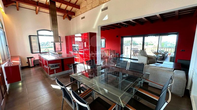 Foto 83301725-1db6-4d9e-ab98-4de5f8f35d27. Casa ref. 4271 chalet en santandria en Cala Blanca Ciutadella de Menorca