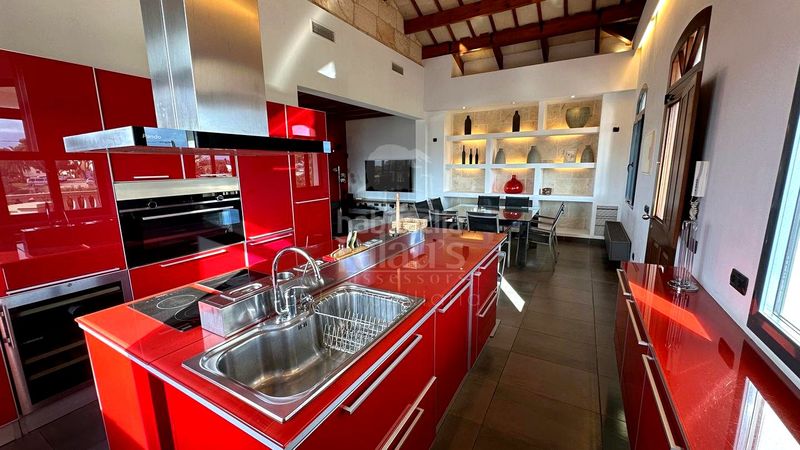 Foto 8f3c6bee-2398-4443-ab05-b1288f0b9573. Casa ref. 4271 chalet en santandria en Cala Blanca Ciutadella de Menorca