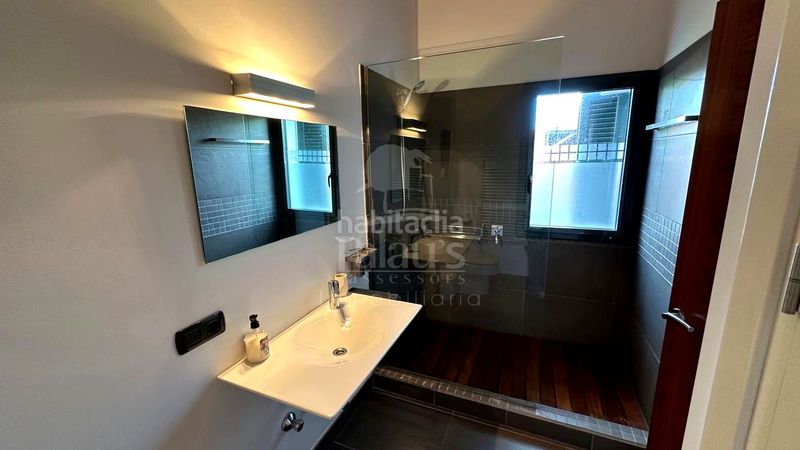 Foto f5ac9a69-711b-4efa-bedf-3ab5d0d4d423. Casa ref. 4271 chalet en santandria en Cala Blanca Ciutadella de Menorca
