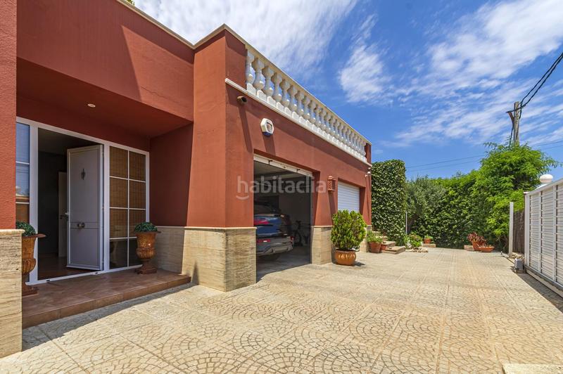 Foto f82eaa34-aa77-40bc-89fd-0e379f36202b. Casa amb piscina a Biniancolla-Punta Prima Sant Lluís