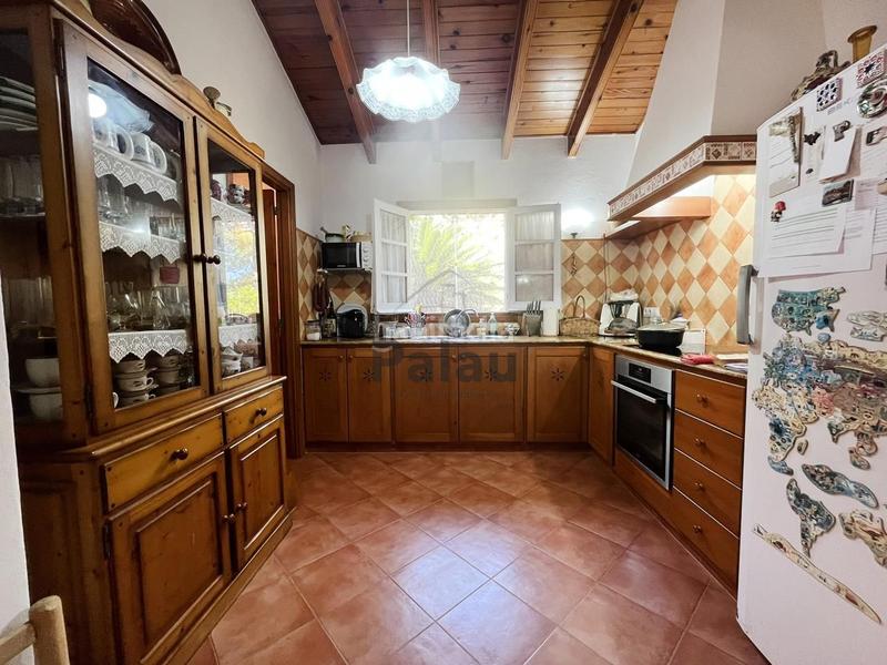 Foto 23e676bb-c580-441d-bd5f-e460d2b4b14e. Casa a Cala Blanca Ciutadella de Menorca