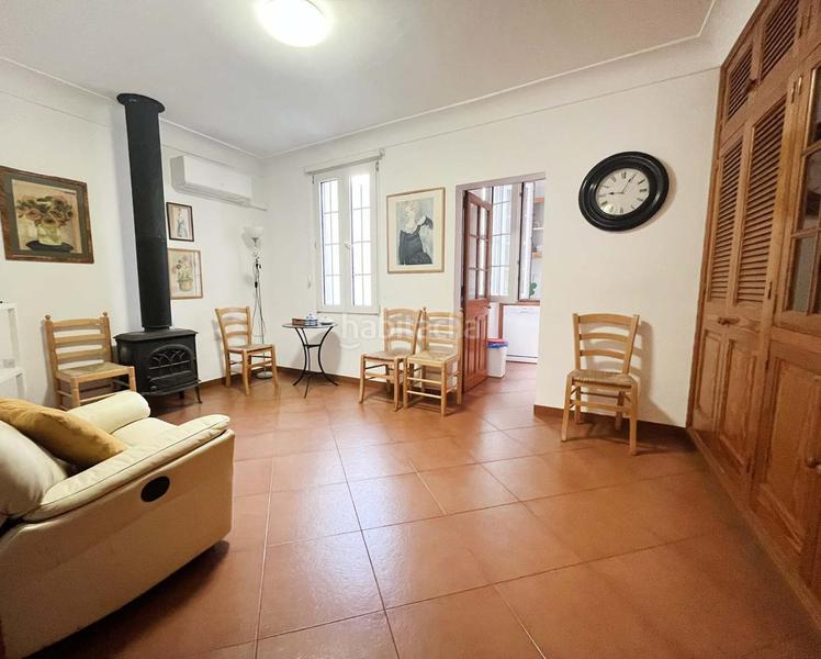 Foto a9692aa9-7ef8-4217-ba07-434b00219523. Casa aparellada a Ciutadella Ciutadella de Menorca