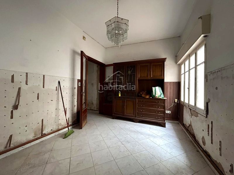 Foto 59e8eeeb-3e84-489c-8d0a-fd4fa9a43358. Edifici a Ciutadella Ciutadella de Menorca