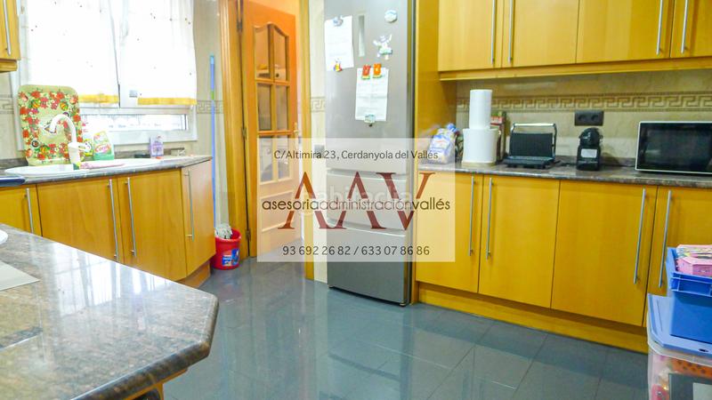 Foto 0829710d-76df-4917-88e7-295e49c755c0. Pis amb calefacció a Martinica - Ateneu Cerdanyola del Vallès