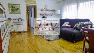 Appartement  Carrer de santiago. Piso en venta en centro de cerdanyola del vallés