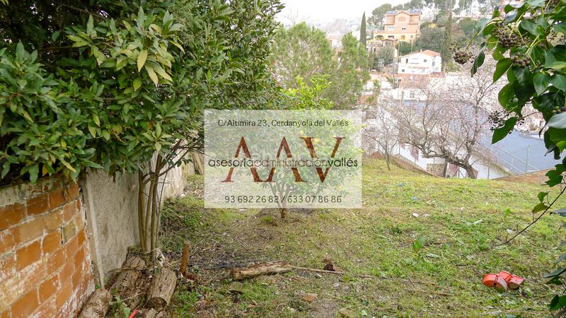 Foto 04249b70-7da3-41ee-8ff8-944497c7fb46. Terreny residencial a Montflorit Cerdanyola del Vallès