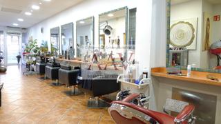 Location Local commercial  Passeig de cordelles. Local en traspaso en cerdanyola