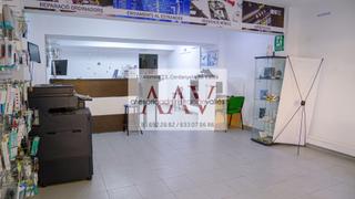 Local commercial  Passatge de l'ajuntament. Local comercial en pleno centro de cerdanyola
