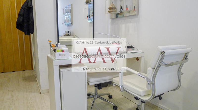 Foto 5079e3af-7752-4fed-a689-9d2797416451. Alquiler local comercial local en traspaso en cerdanyola centro en Cerdanyola del Vallès