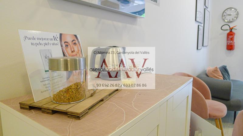 Foto 9a245252-4762-4291-8ff2-70e5f2b293af. Alquiler local comercial local en traspaso en cerdanyola centro en Cerdanyola del Vallès