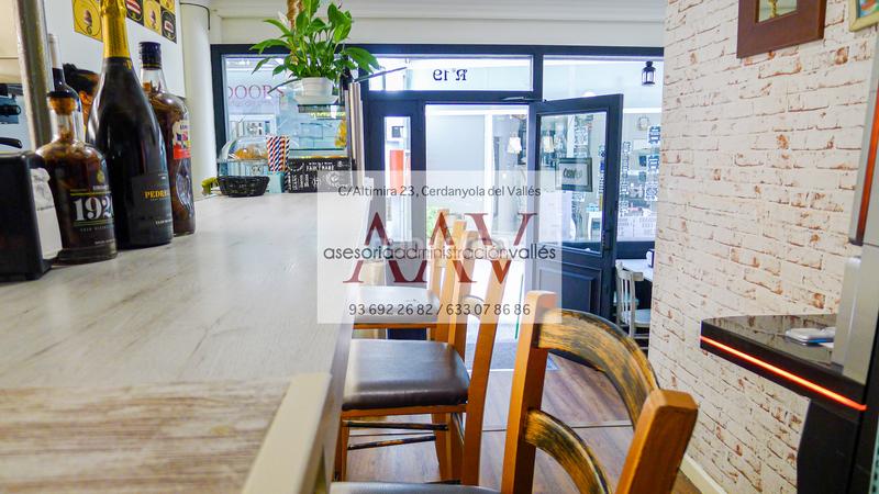 Foto 69d6709c-5971-4fe4-9034-ae223a4043a6. Transfer business premise with heating in Catalunya - Fontetes Cerdanyola del Vallès