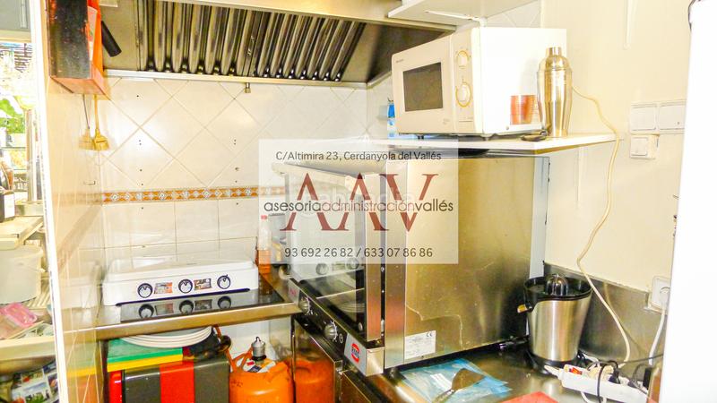 Foto 7c71874f-5a38-40b9-bc53-80b4614c44b1. Trapasso locale commerciale con riscaldamento in Catalunya - Fontetes Cerdanyola del Vallès
