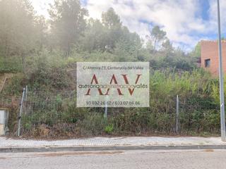 Terreny residencial  Carrer del bosc. Terreno en ullastrell, ideal para quienes buscan tranquilidad